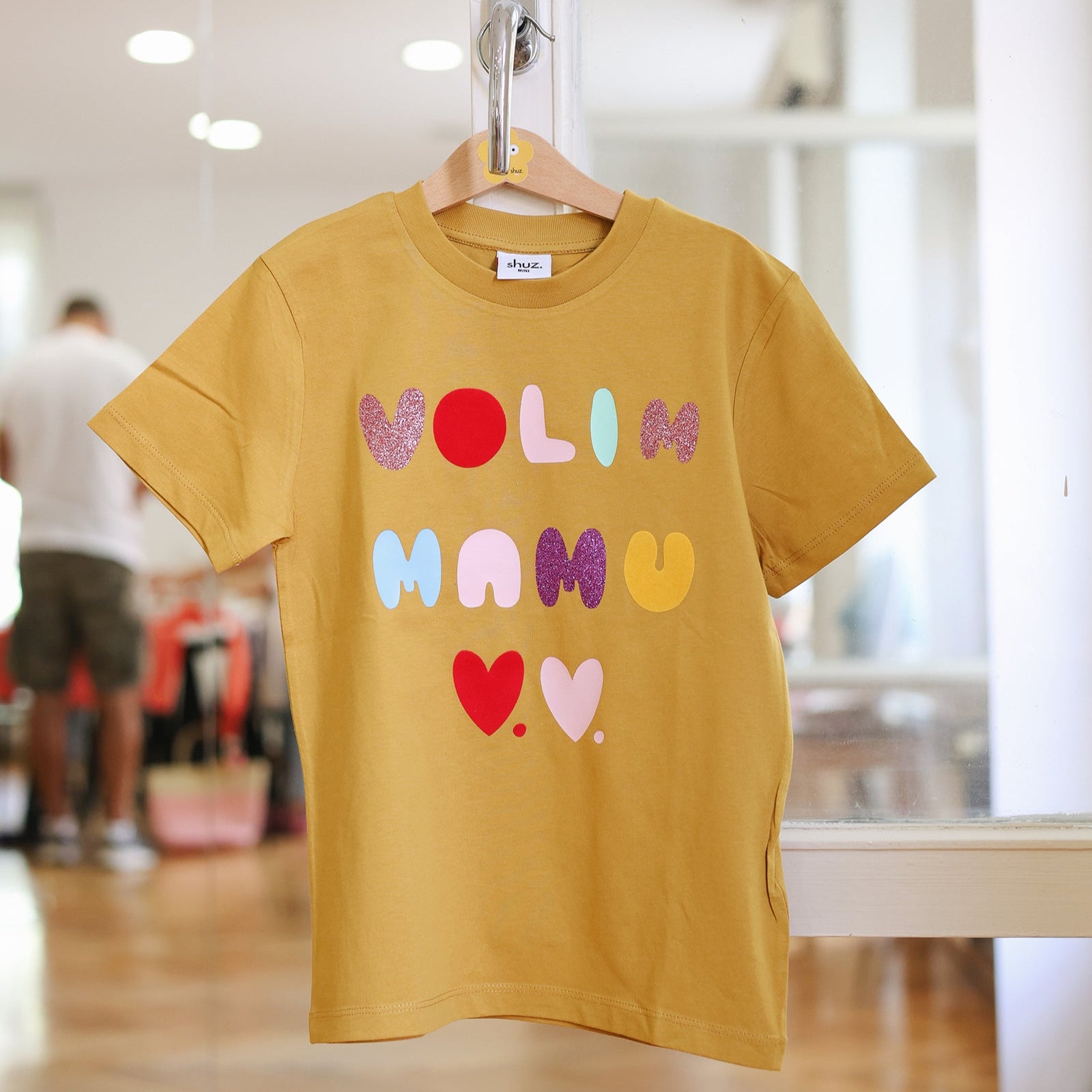 volim mamu natpis na majici